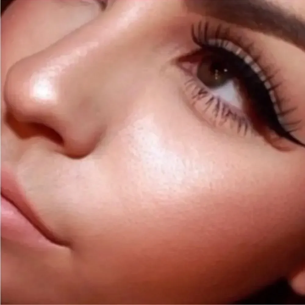 MAC Electric Wonder Iridescent Powder In Serenity Seeker
